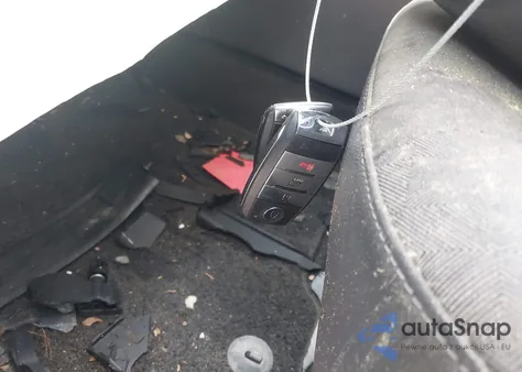 2017 Kia Niro Ex z USA, uszkodzony, nr VIN KNDCC3LCXH5038233